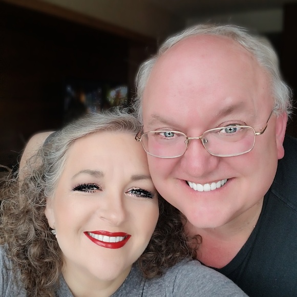 Meet your Posher, Tracy Rae - Picture 2 of 6